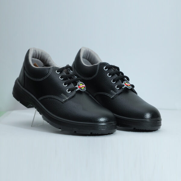 Aktion Safety Shoes SA-201