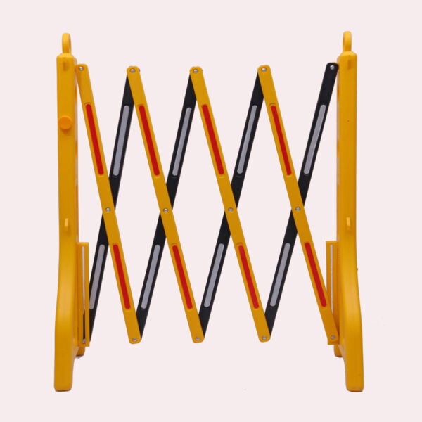PLASTIC ROAD BARRIER