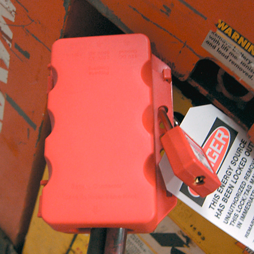 Plug Lockout